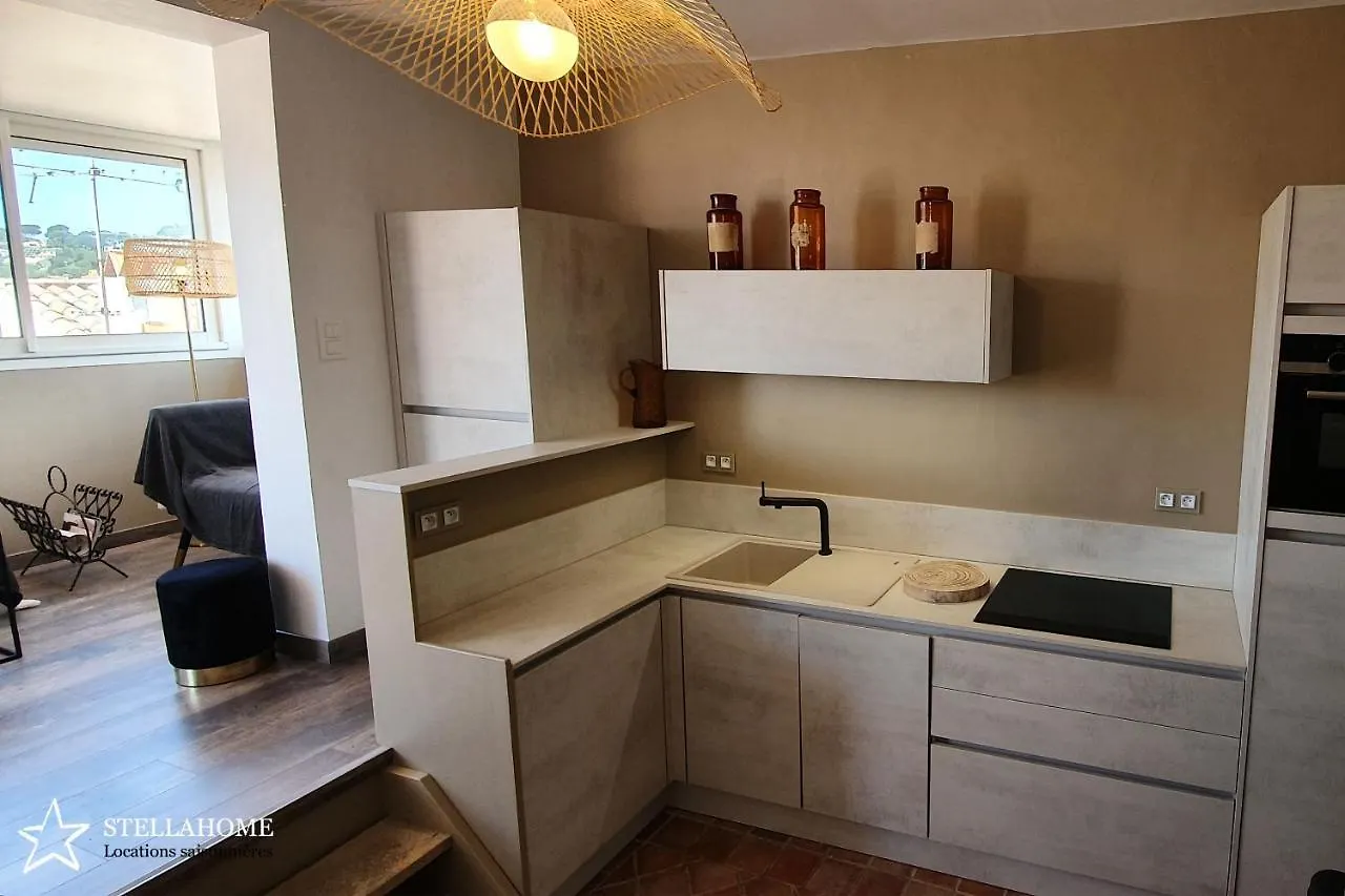 StellaHome - Sur Les Toits Sanary-sur-Mer 0*,  Frankreich